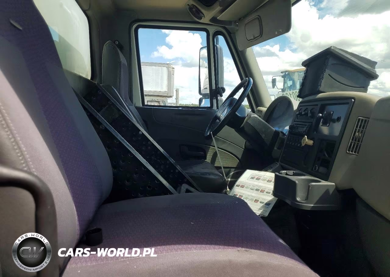 2013 International 4300 Box Truck VIN:1HTMMAAL2DH398827 - 11