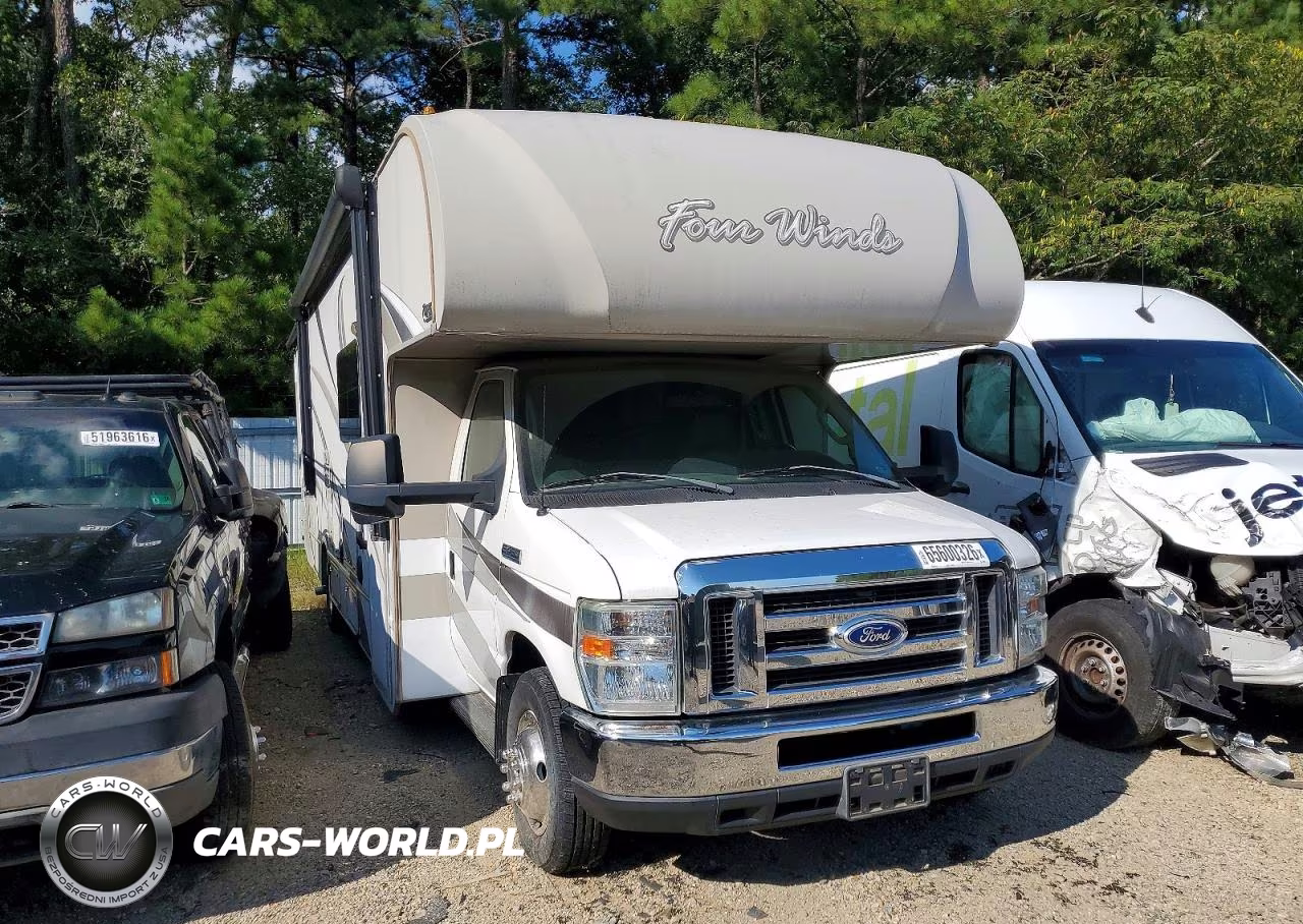 2016 Thor Recreational Vehicle (Rv)