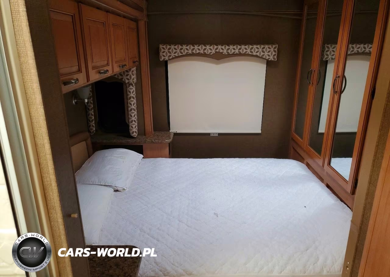 2016 Thor Recreational Vehicle (Rv) VIN:1FDXE4FS3GDC35801 - 9
