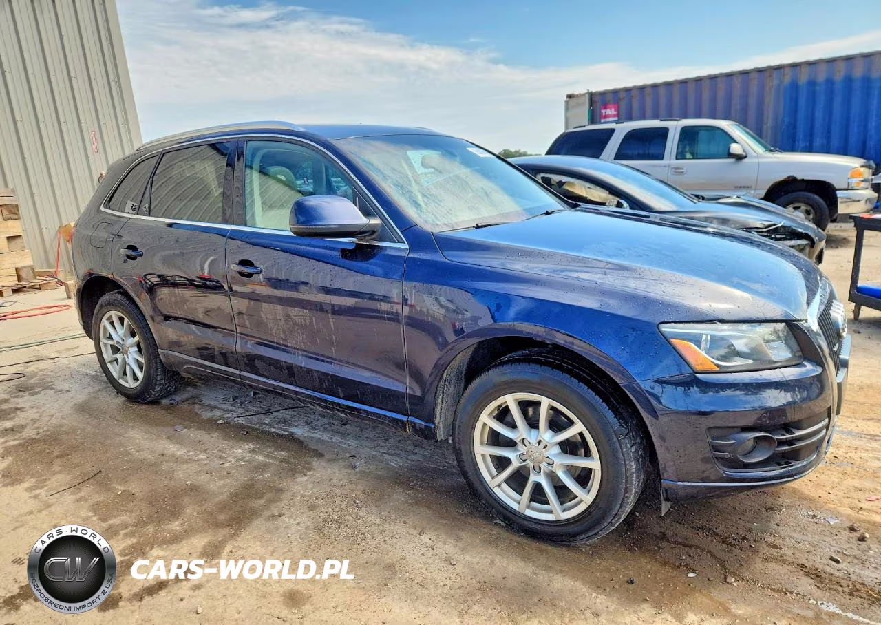 2011 Audi Q5 Premium Plus VIN:WA1LFAFP3BA033328 - 4