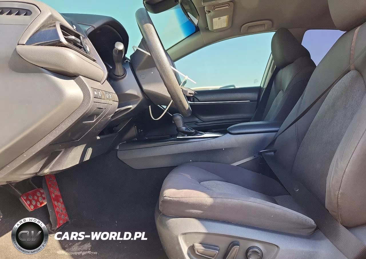 2019 Toyota Camry Le VIN:4T1B11HK2KU196970 - 7