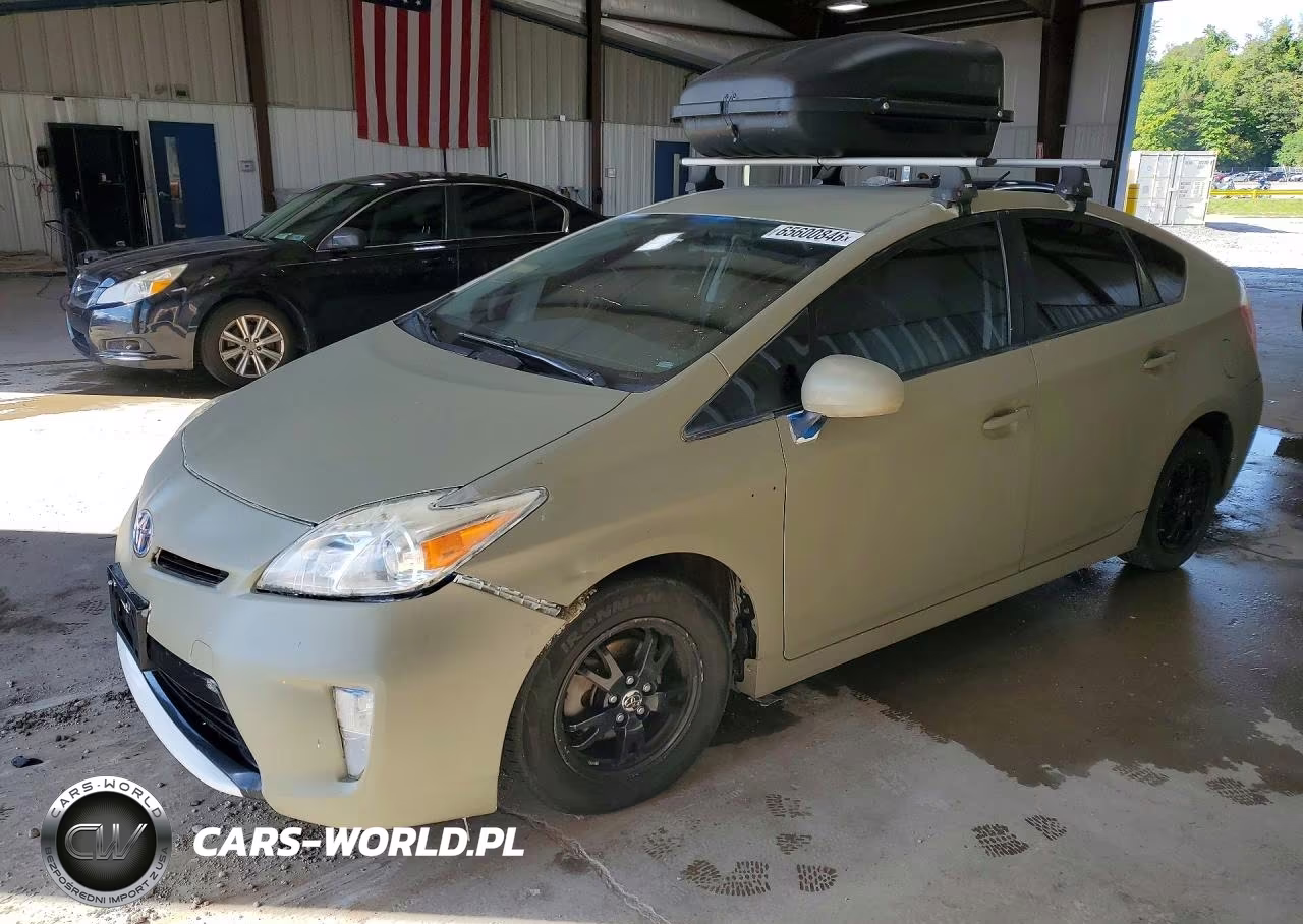 2015 Toyota Prius Two – zdjęcie 1 z 13