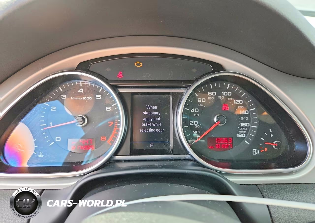 2010 Audi Q7 Premium Plus VIN:WA1MYAFE0AD006162 - 9