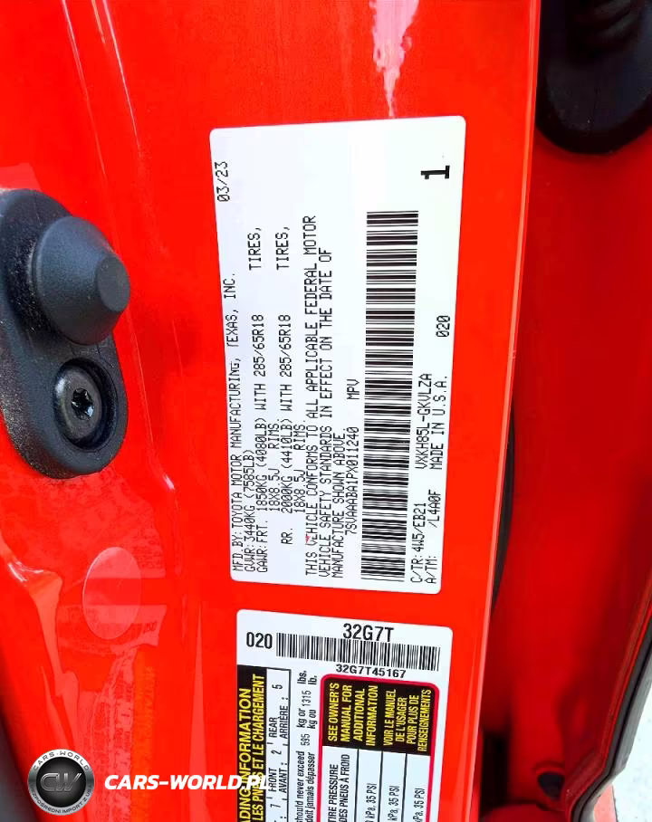 2023 Toyota Sequoia Trd Pro VIN:7SVAAABA1PX011240 - 10