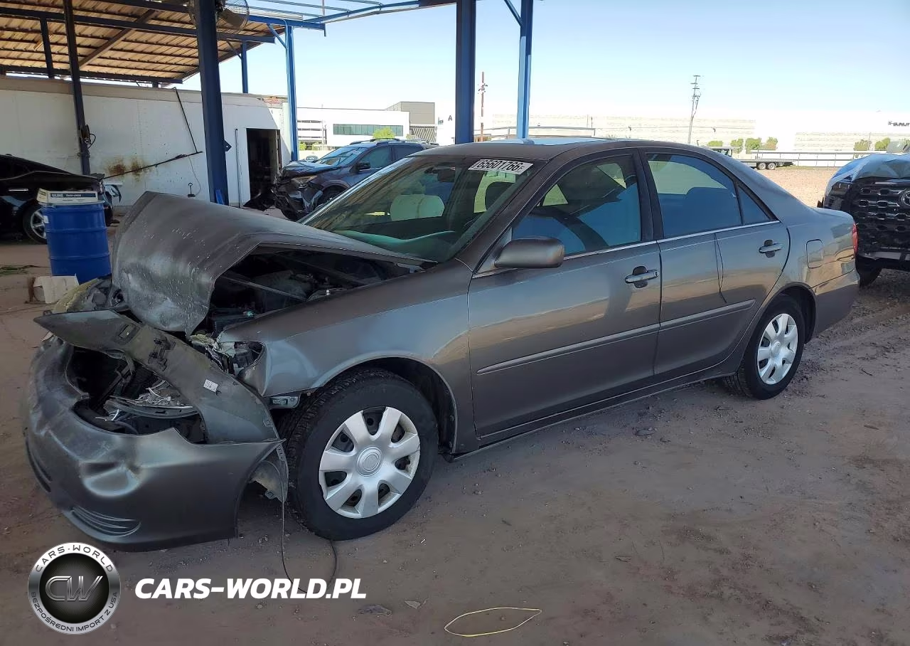 2004 Toyota Camry Le