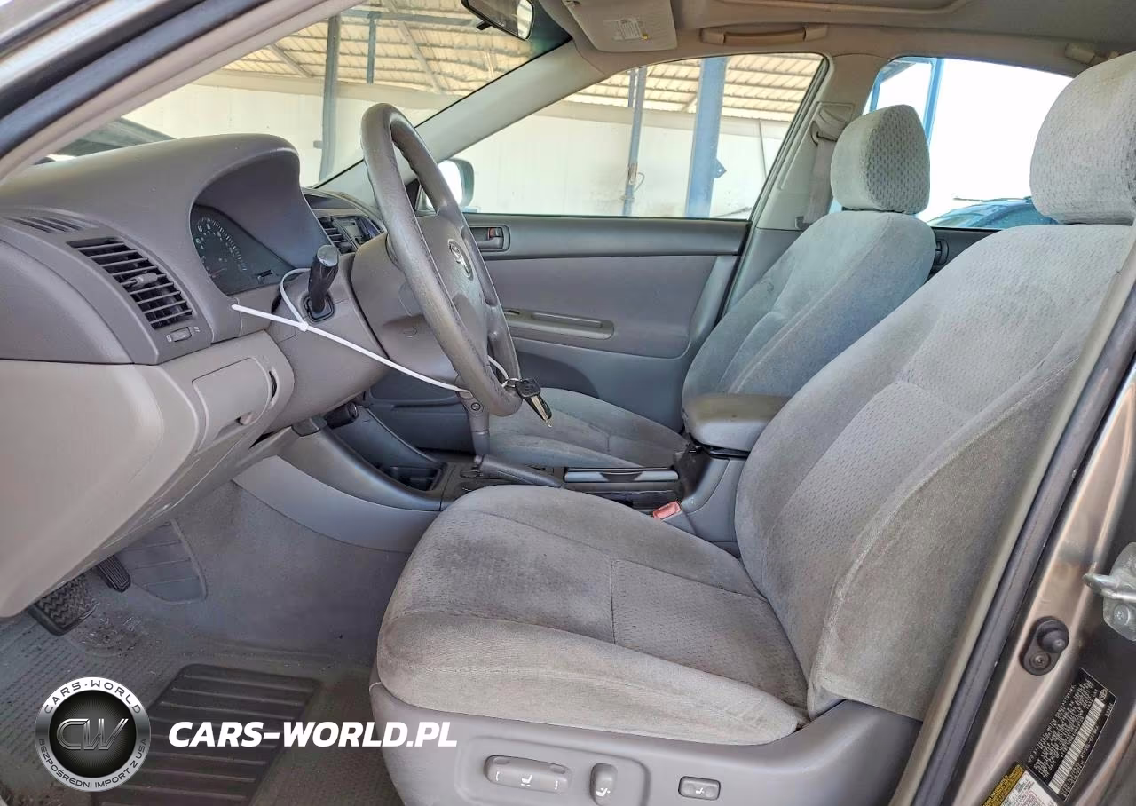 2004 Toyota Camry Le VIN:4T1BE32K64U899726 - 7