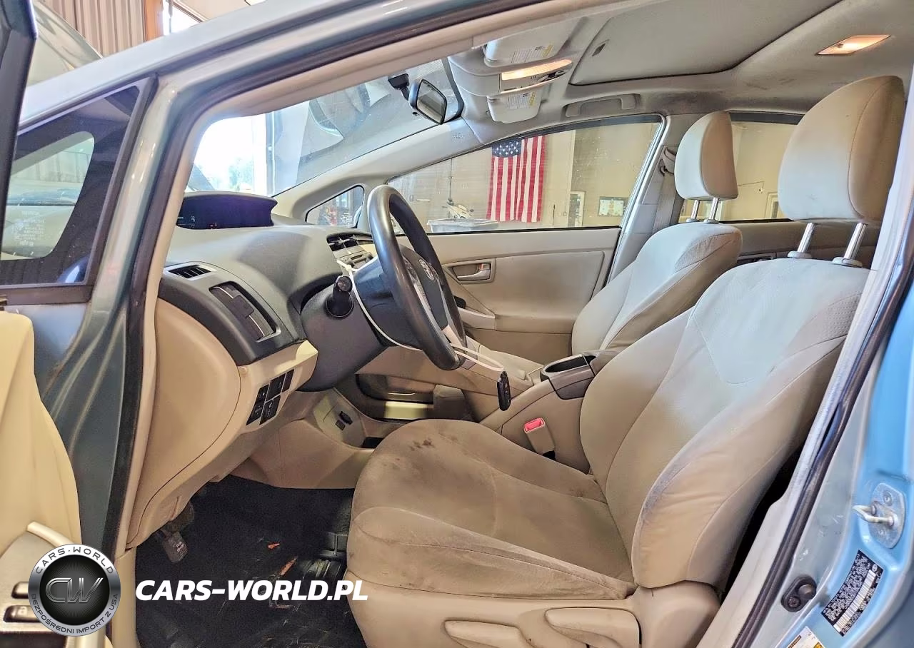 2013 Toyota Prius Three VIN:JTDKN3DU6D1690345 - 7