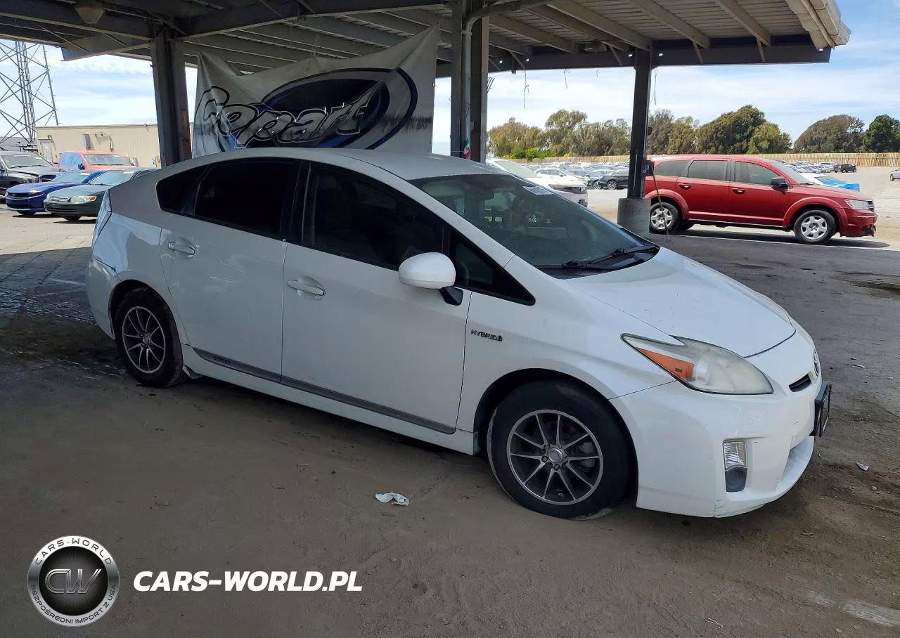 2011 Toyt Prius VIN:JTDKN3DU4B5371242 - 4