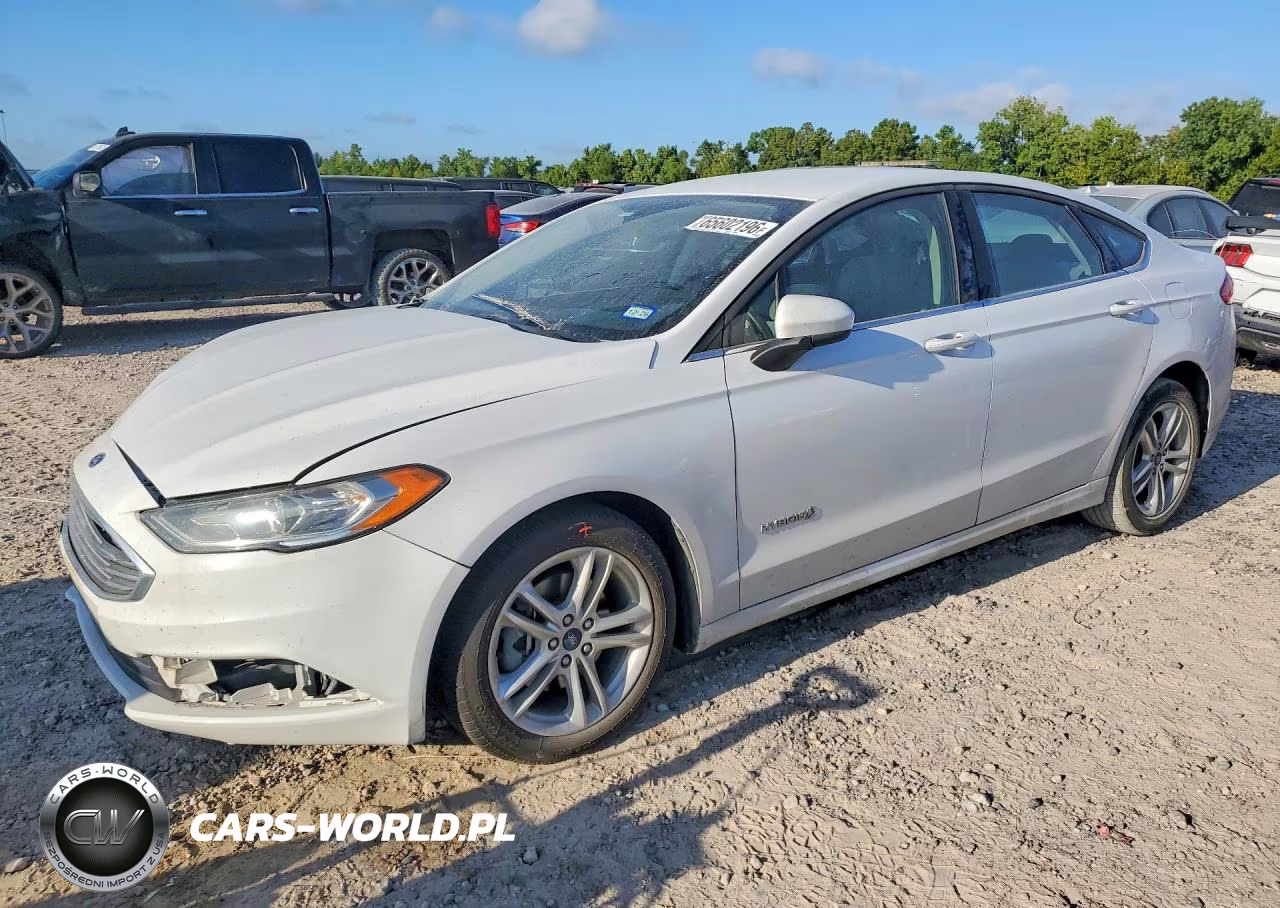 2018 Ford Fusion S Hybrid VIN:3FA6P0UU7JR100526 - 1