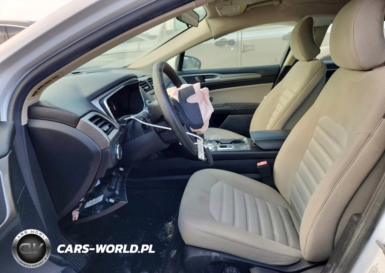 2018 Ford Fusion S Hybrid VIN:3FA6P0UU7JR100526 - 7