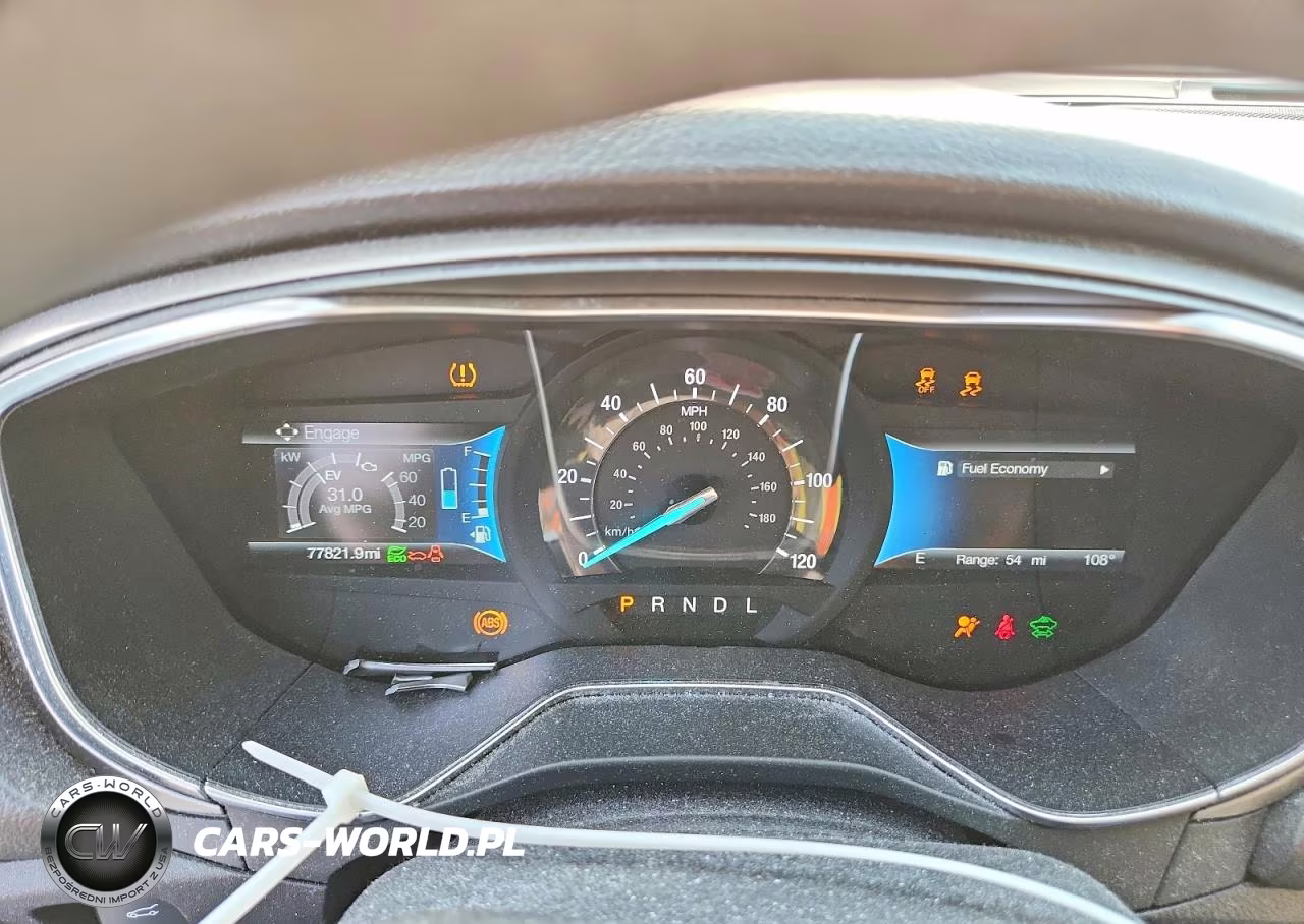 2018 Ford Fusion S Hybrid VIN:3FA6P0UU7JR100526 - 9