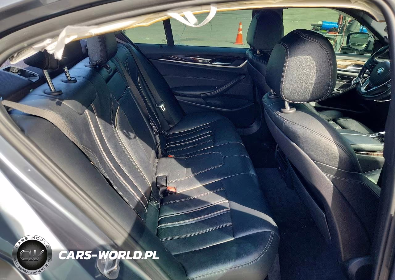 2018 BMW 530E VIN:WBAJA9C56JB252917 - 10