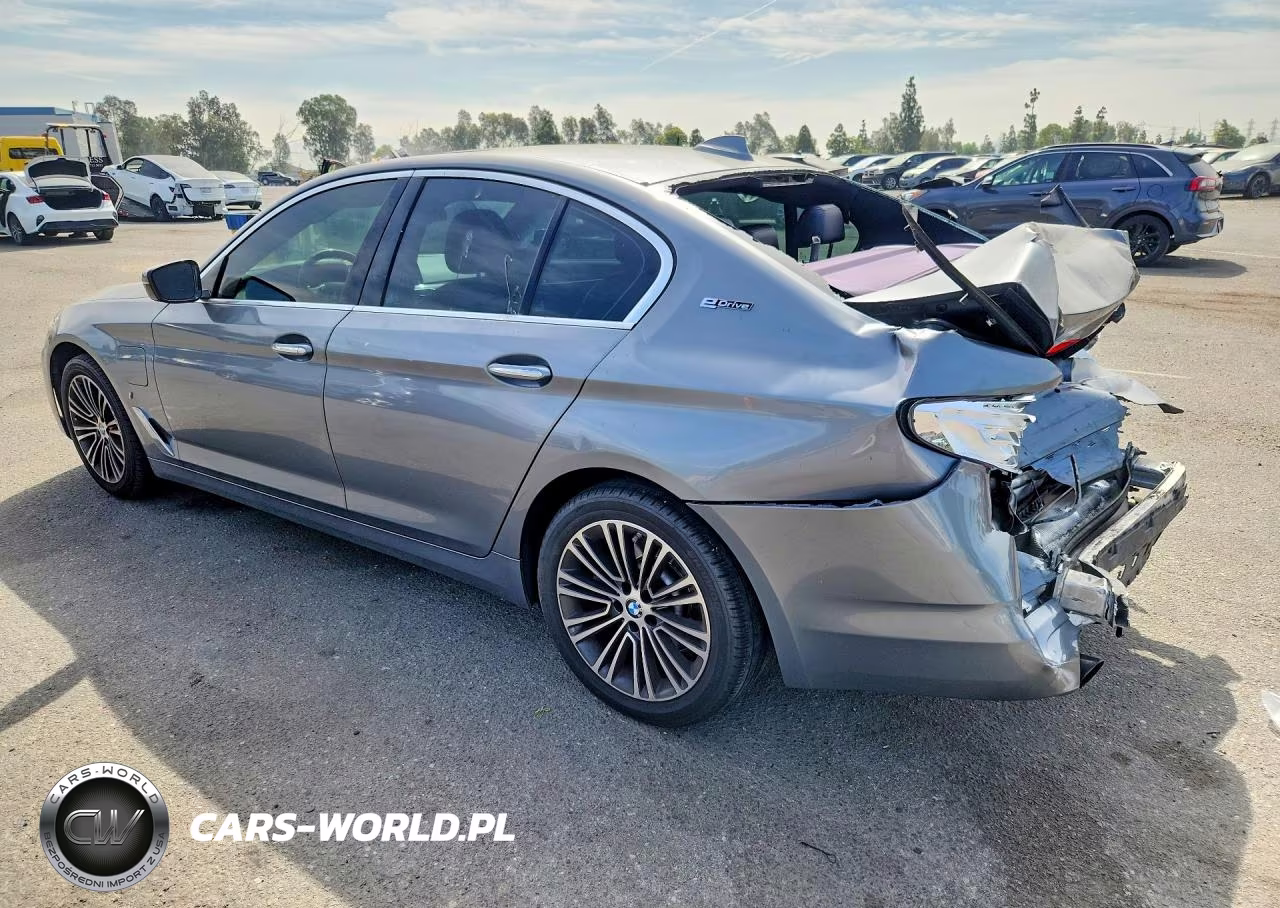 2018 BMW 530E VIN:WBAJA9C56JB252917 - 2