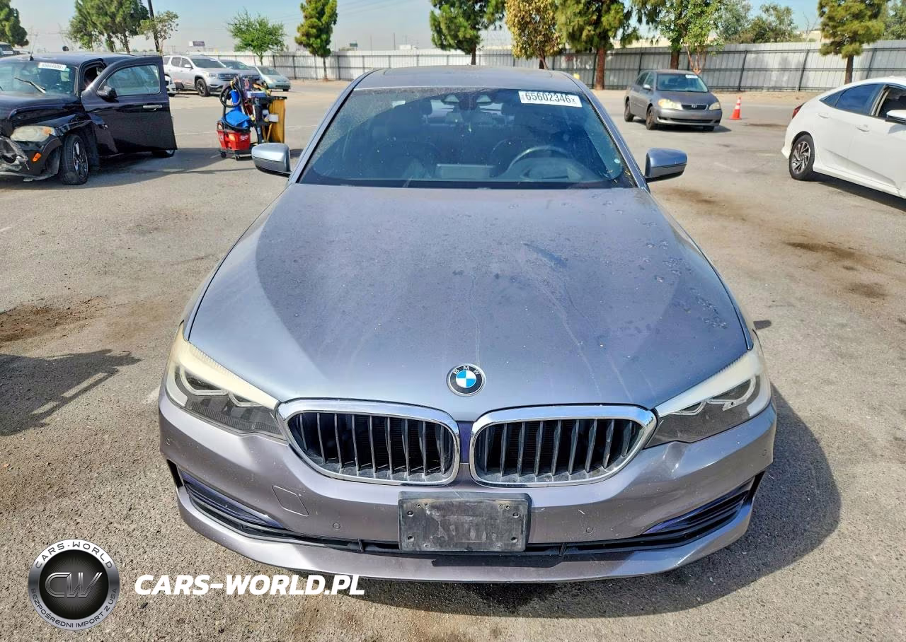 2018 BMW 530E VIN:WBAJA9C56JB252917 - 5