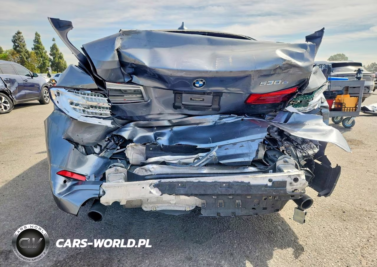 2018 BMW 530E VIN:WBAJA9C56JB252917 - 6