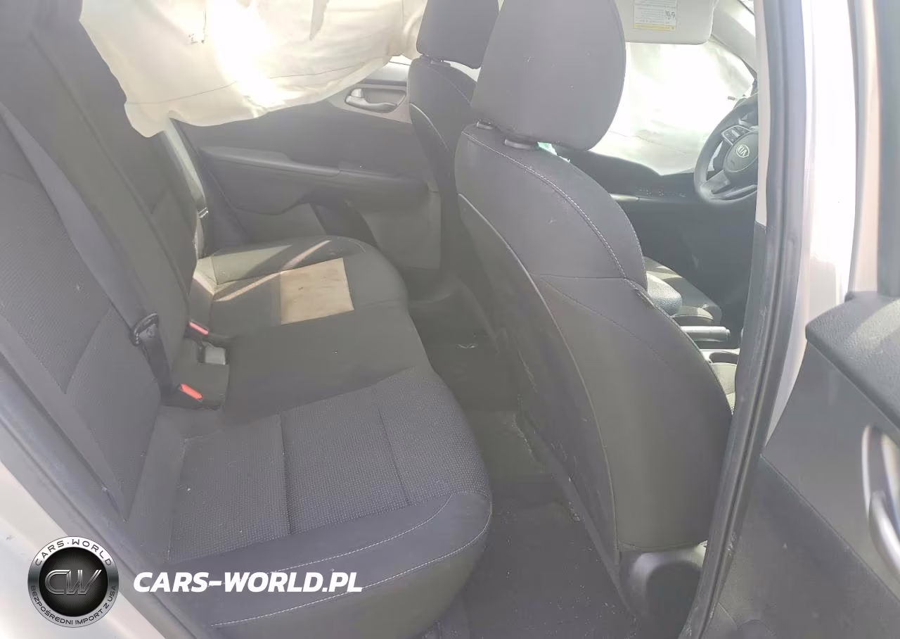 2020 Kia Forte Lxs VIN:3KPF24AD6LE235818 - 10