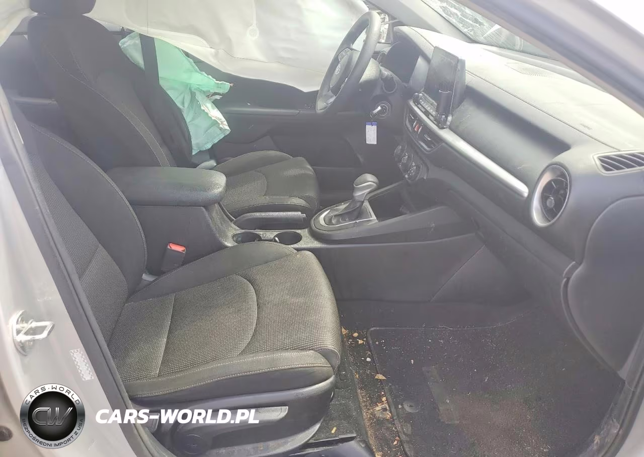 2020 Kia Forte Lxs VIN:3KPF24AD6LE235818 - 7