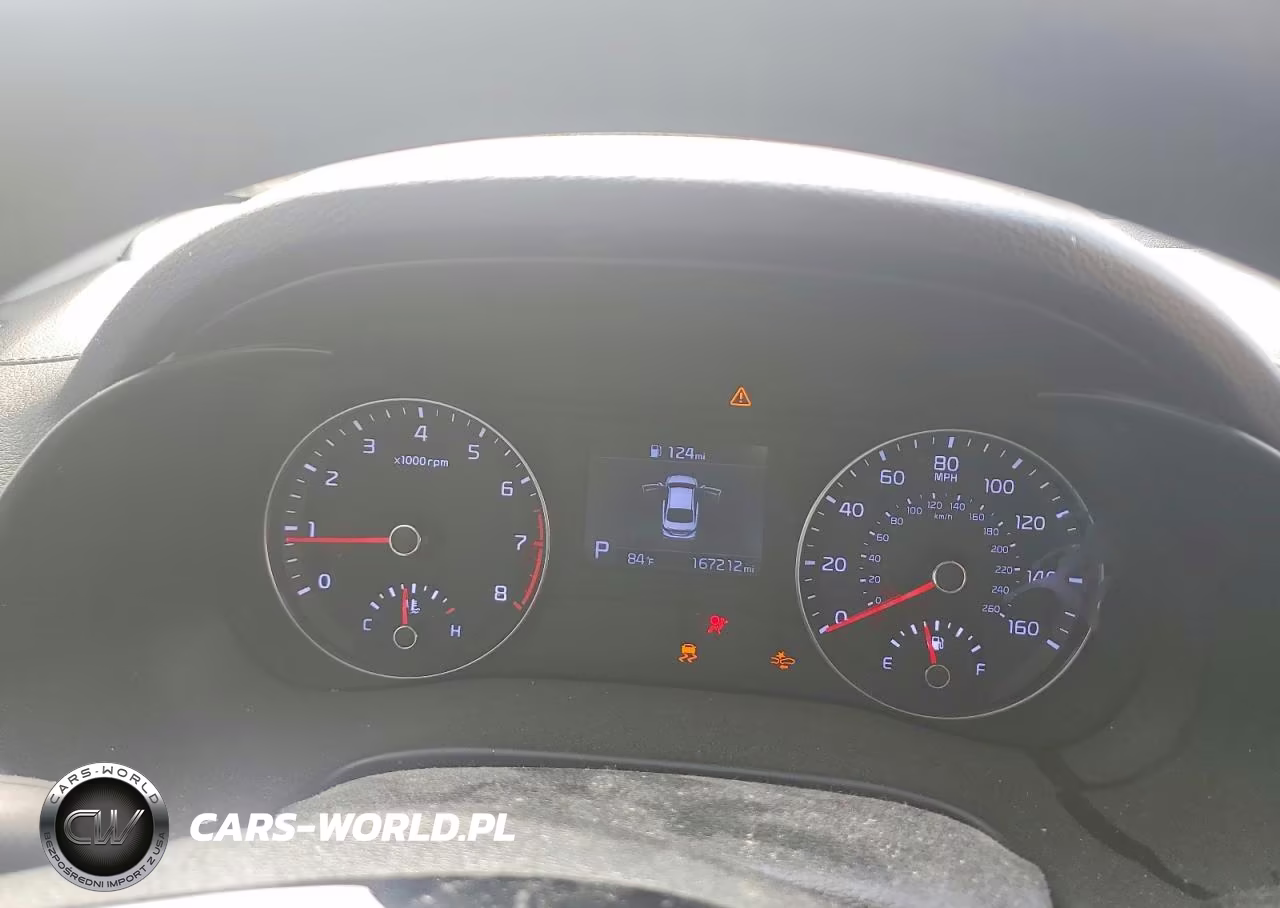 2020 Kia Forte Lxs VIN:3KPF24AD6LE235818 - 9