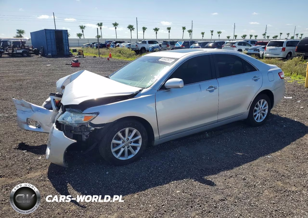 2011 Toyota Camry Xle – zdjęcie 1 z 13