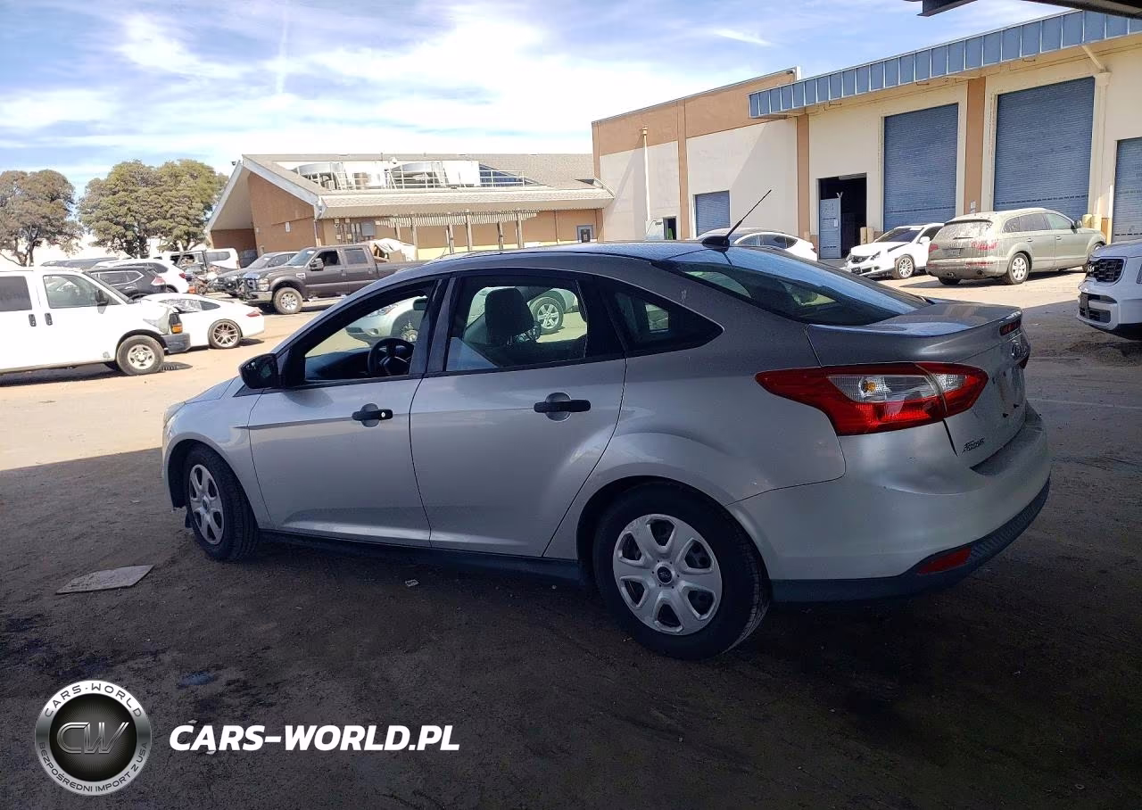 2014 Ford Focus S VIN:1FADP3E28EL150779 - 2