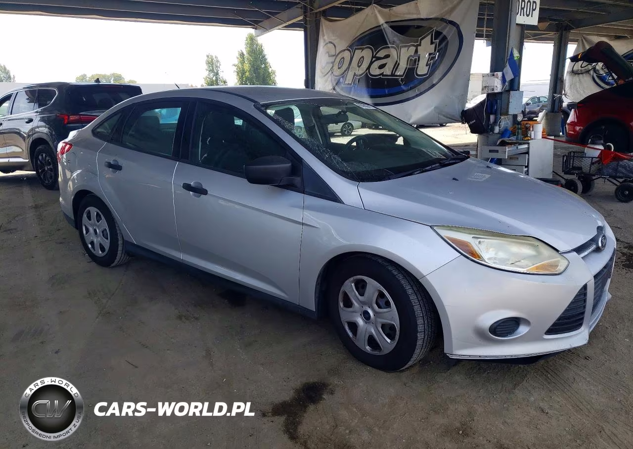 2014 Ford Focus S VIN:1FADP3E28EL150779 - 4