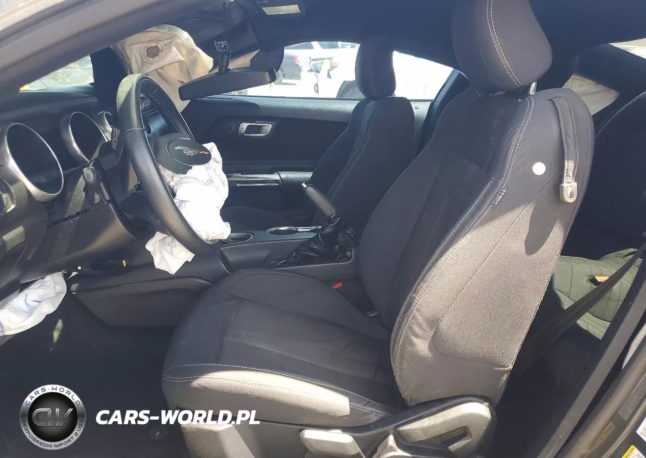 2019 Ford Mustang VIN:1FA6P8TH0K5181330 - 7