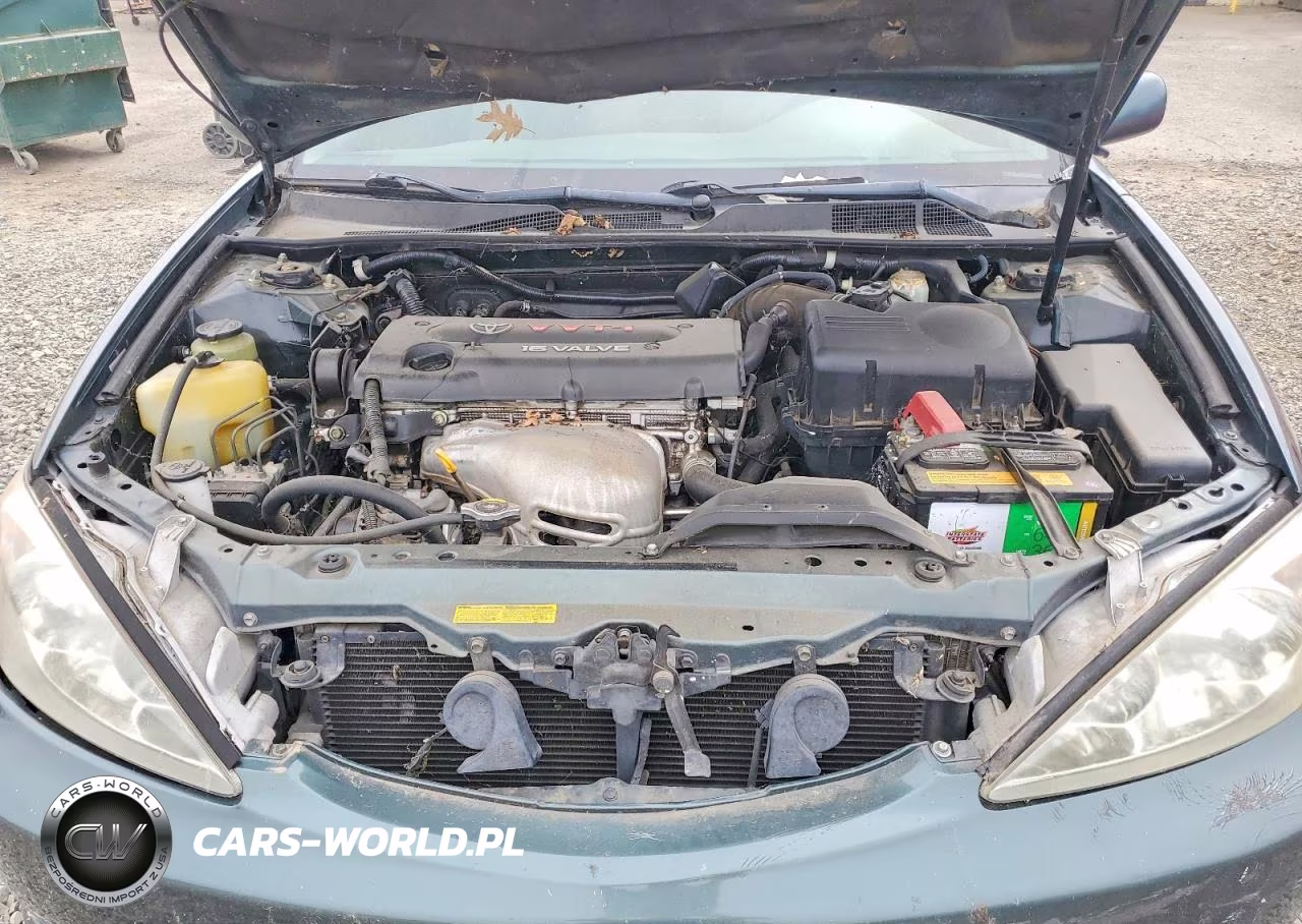 2002 Toyota Camry Le VIN:JTDBE32K620092471 - 11