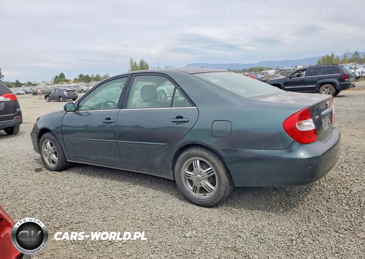 2002 Toyota Camry Le VIN:JTDBE32K620092471 - 2