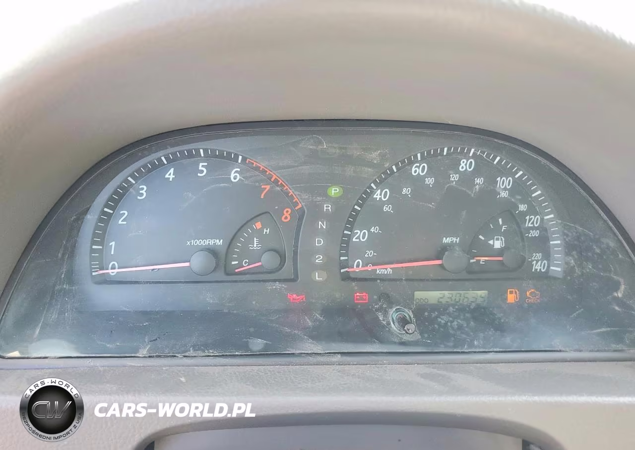 2002 Toyota Camry Le VIN:JTDBE32K620092471 - 9