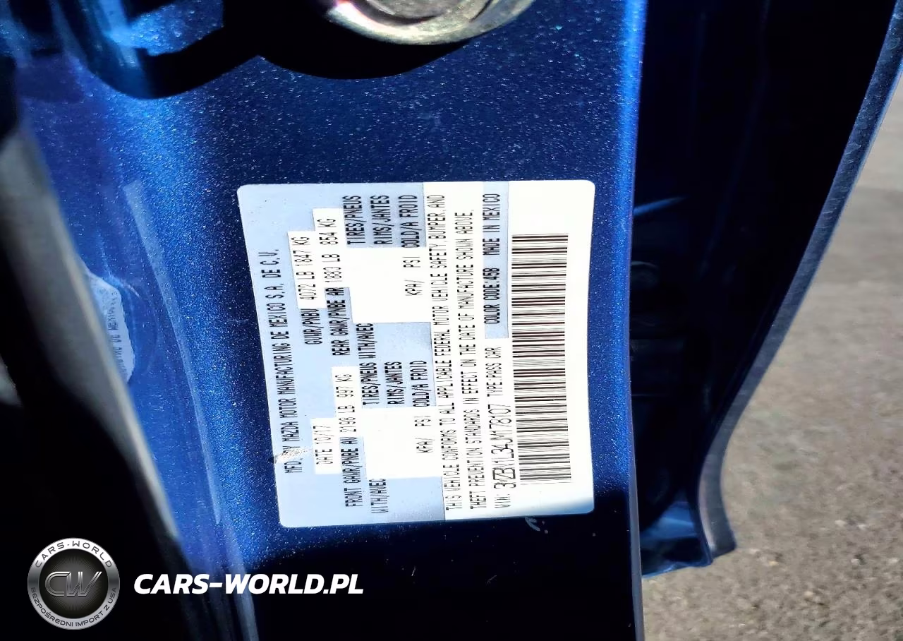 2018 Mazda 3 Touring VIN:3MZBN1L34JM178107 - 12