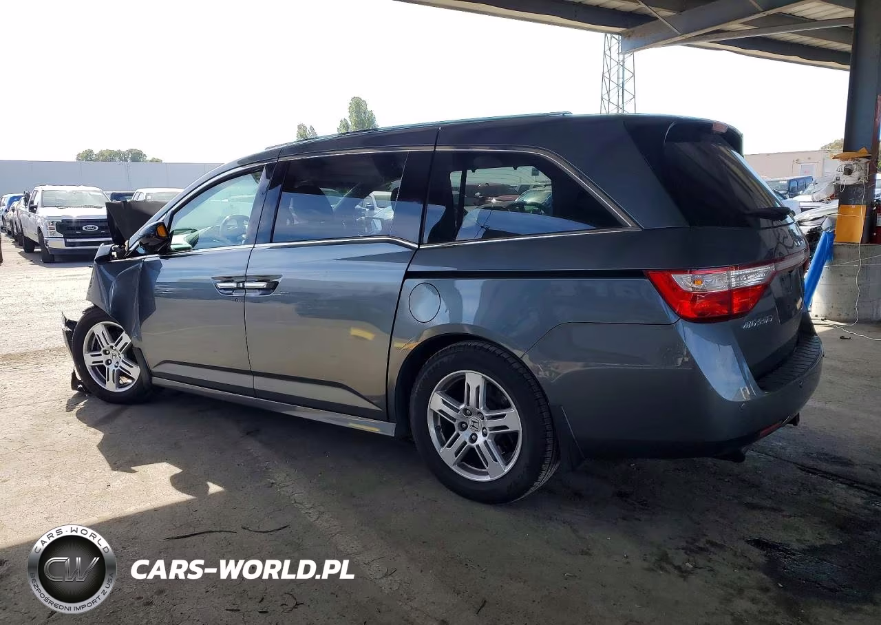 2011 Honda Odyssey Touring VIN:5FNRL5H93BB043332 - 2