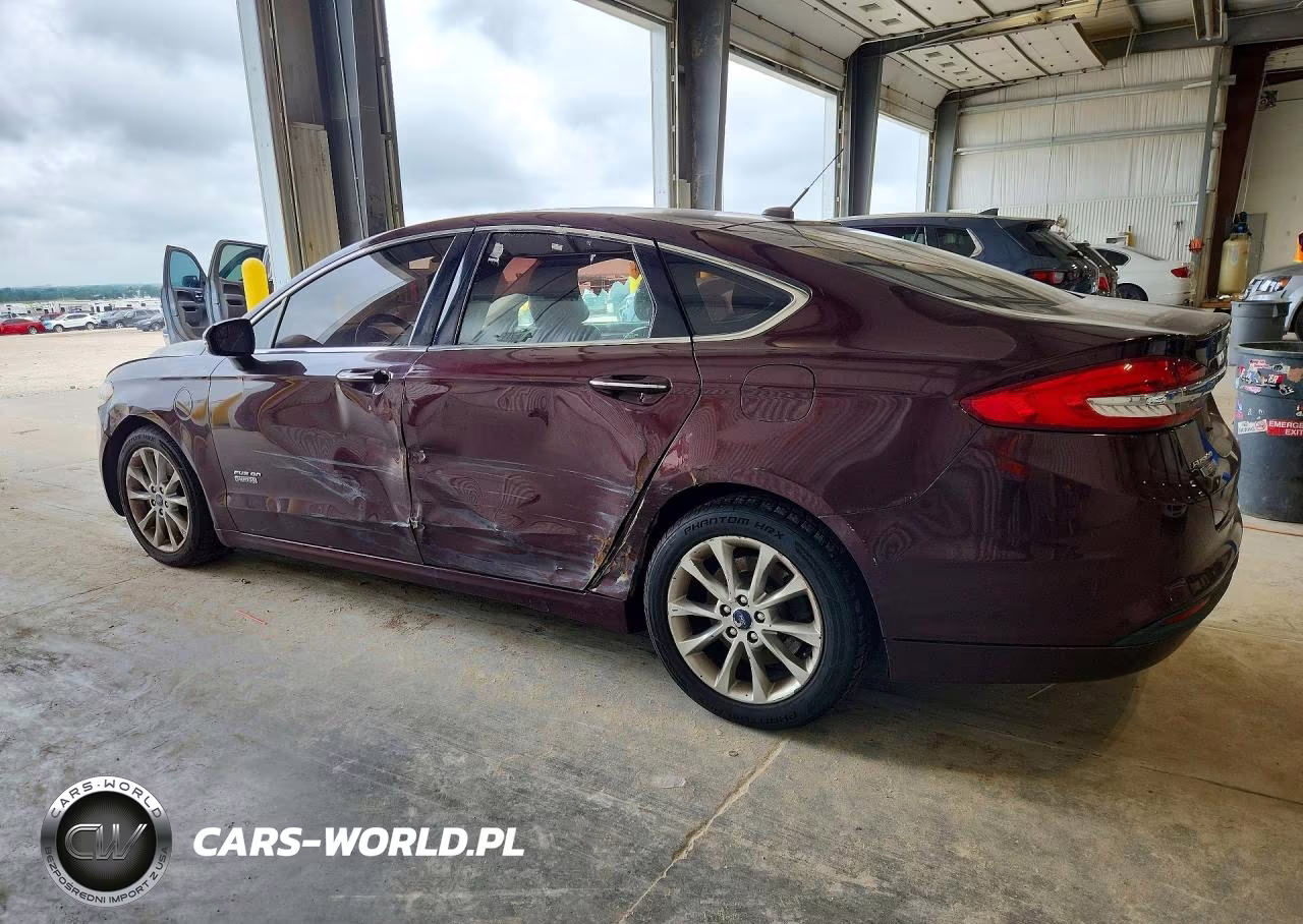 2017 Ford Fusion Se Phev VIN:3FA6P0PU2HR331775 - 2
