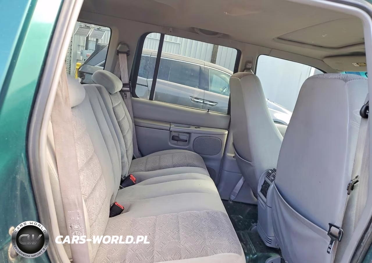 2000 Ford Explorer Xlt VIN:1FMDU73E6YZB45987 - 10