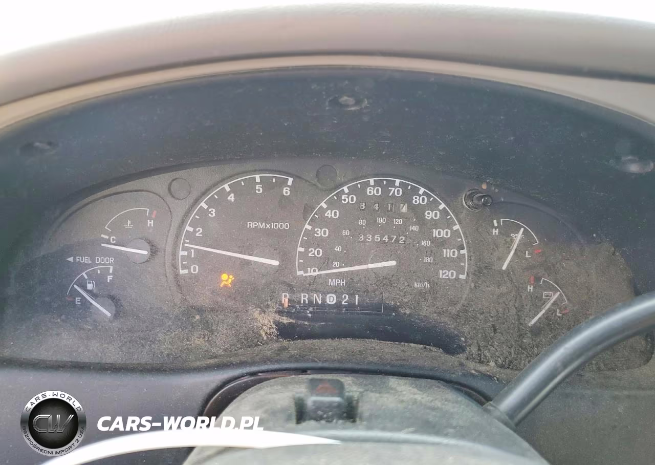 2000 Ford Explorer Xlt VIN:1FMDU73E6YZB45987 - 9