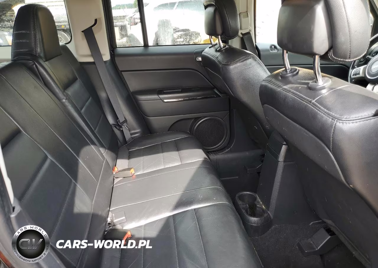 2011 Jeep Patriot Latitude VIN:1J4NT4GB8BD175629 - 11