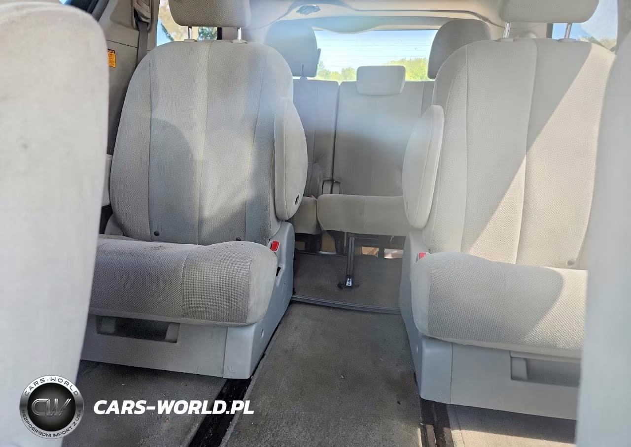 2012 Toyota Sienna Base 7-Passenger VIN:5TDZK3DC9CS222089 - 10