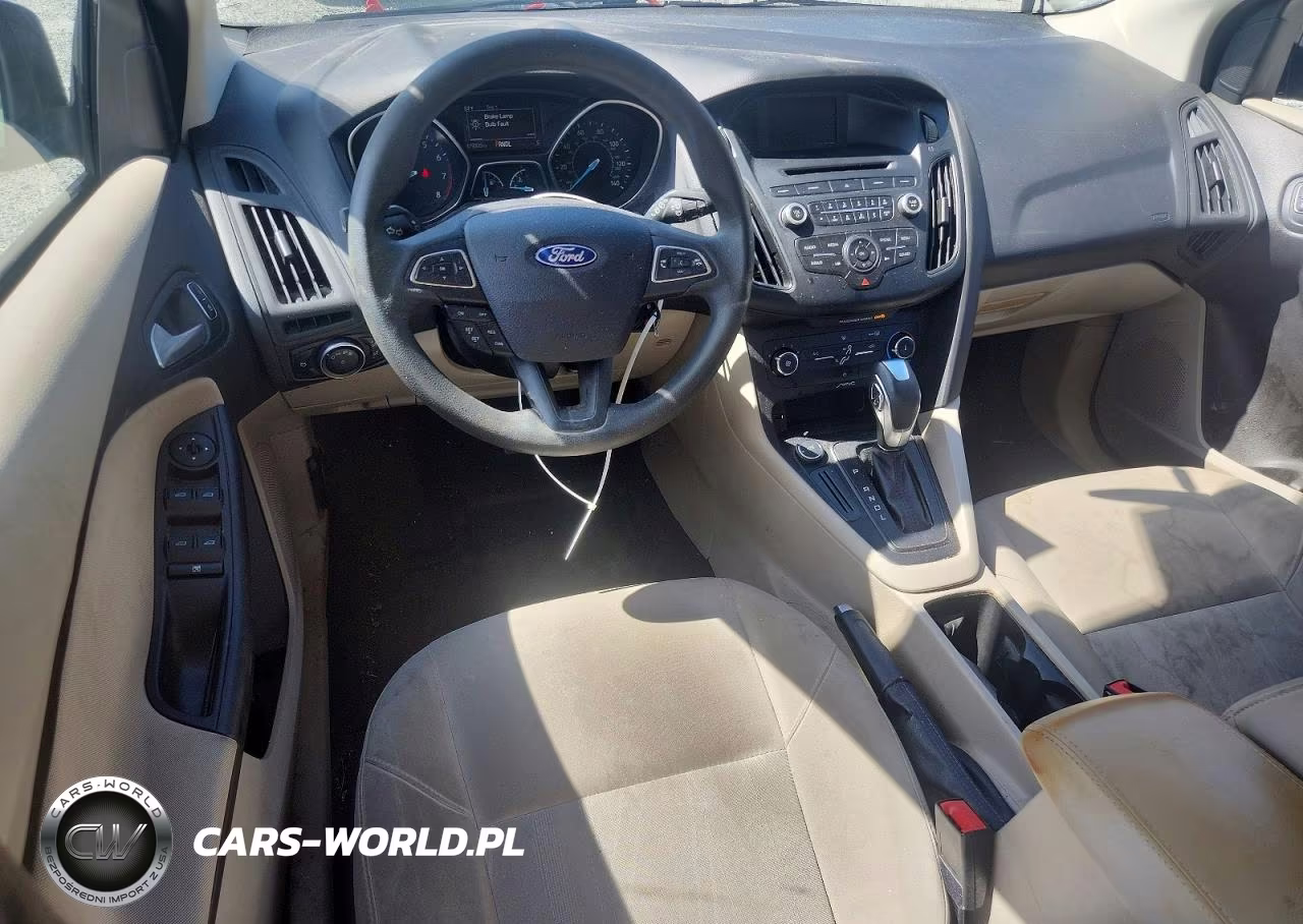 2016 Ford Focus Se VIN:1FADP3K25GL371019 - 8