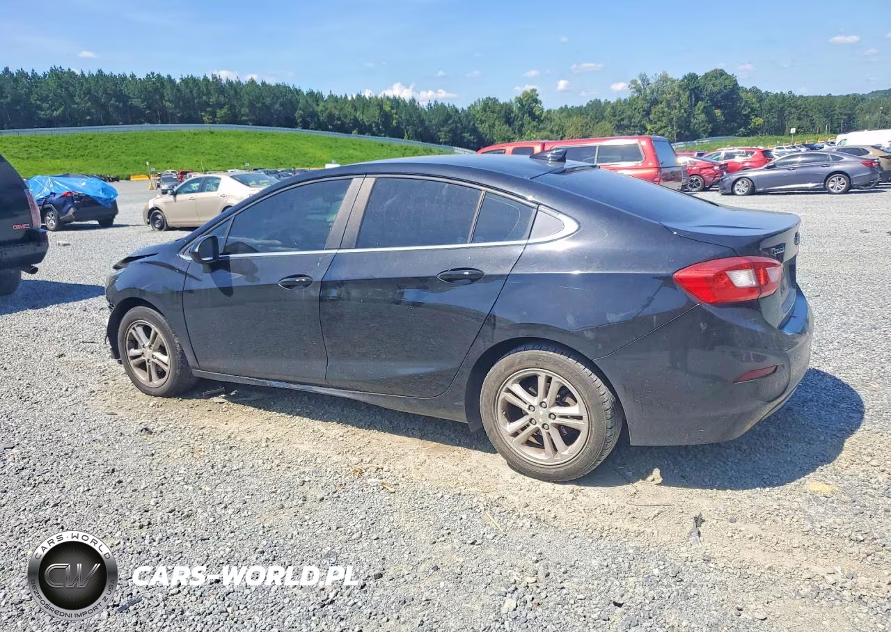 2018 Chevrolet Cruze Lt VIN:1G1BE5SM0J7179066 - 2