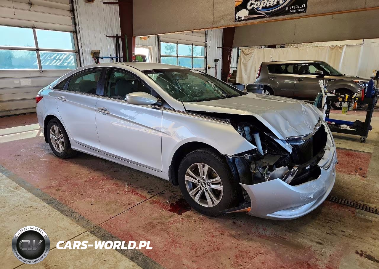 2013 Hyundai Sonata Gls VIN:5NPEB4AC2DH701339 - 4
