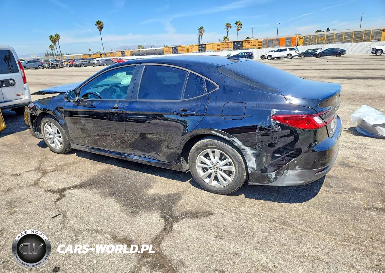 2025 Toyota Camry Le VIN:4T1DAACK7SU646550 - 2