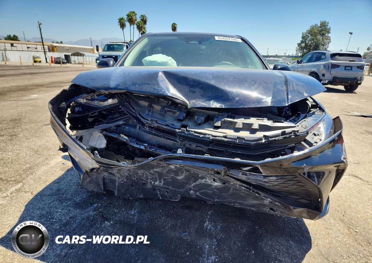 2025 Toyota Camry Le VIN:4T1DAACK7SU646550 - 5