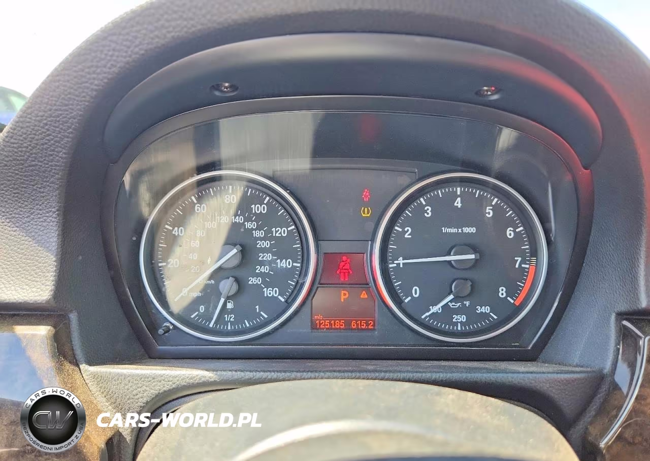 2010 BMW 335 Xi VIN:WBAWC7C5XAE271344 - 9
