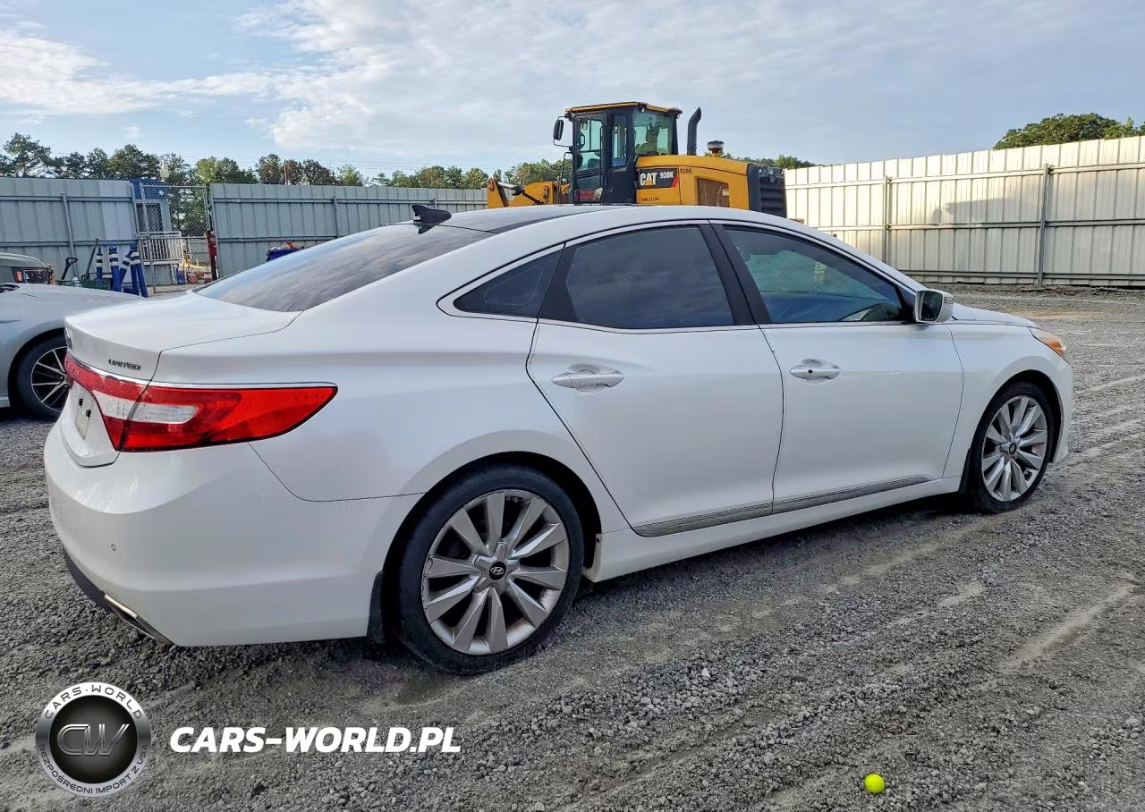 2016 Hyundai Azera Limited VIN:KMHFH4JG2GA504782 - 3