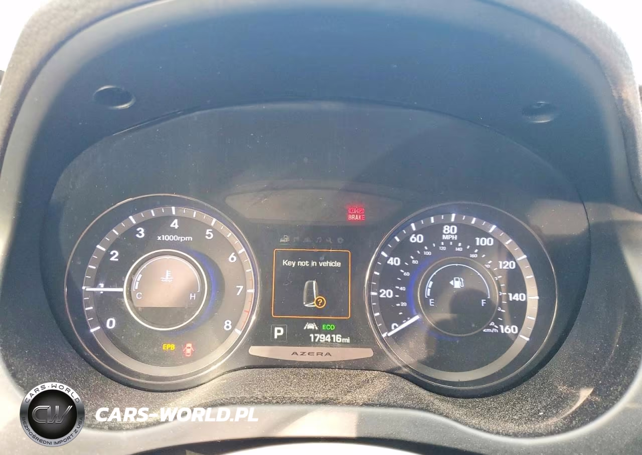 2016 Hyundai Azera Limited VIN:KMHFH4JG2GA504782 - 9
