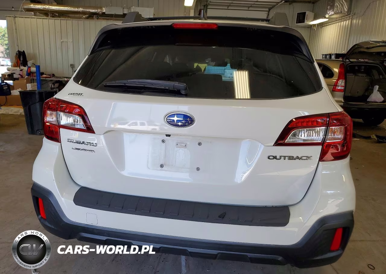 2018 Subaru Outback 2.5I Premium VIN:4S4BSAHC0J3270235 - 6