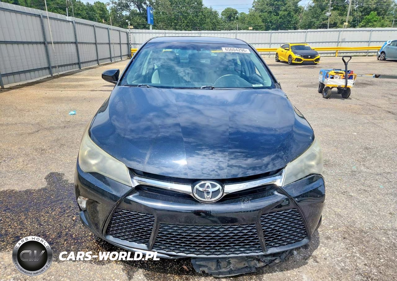 2015 Toyota Camry Se VIN:4T1BF1FKXFU046731 - 5