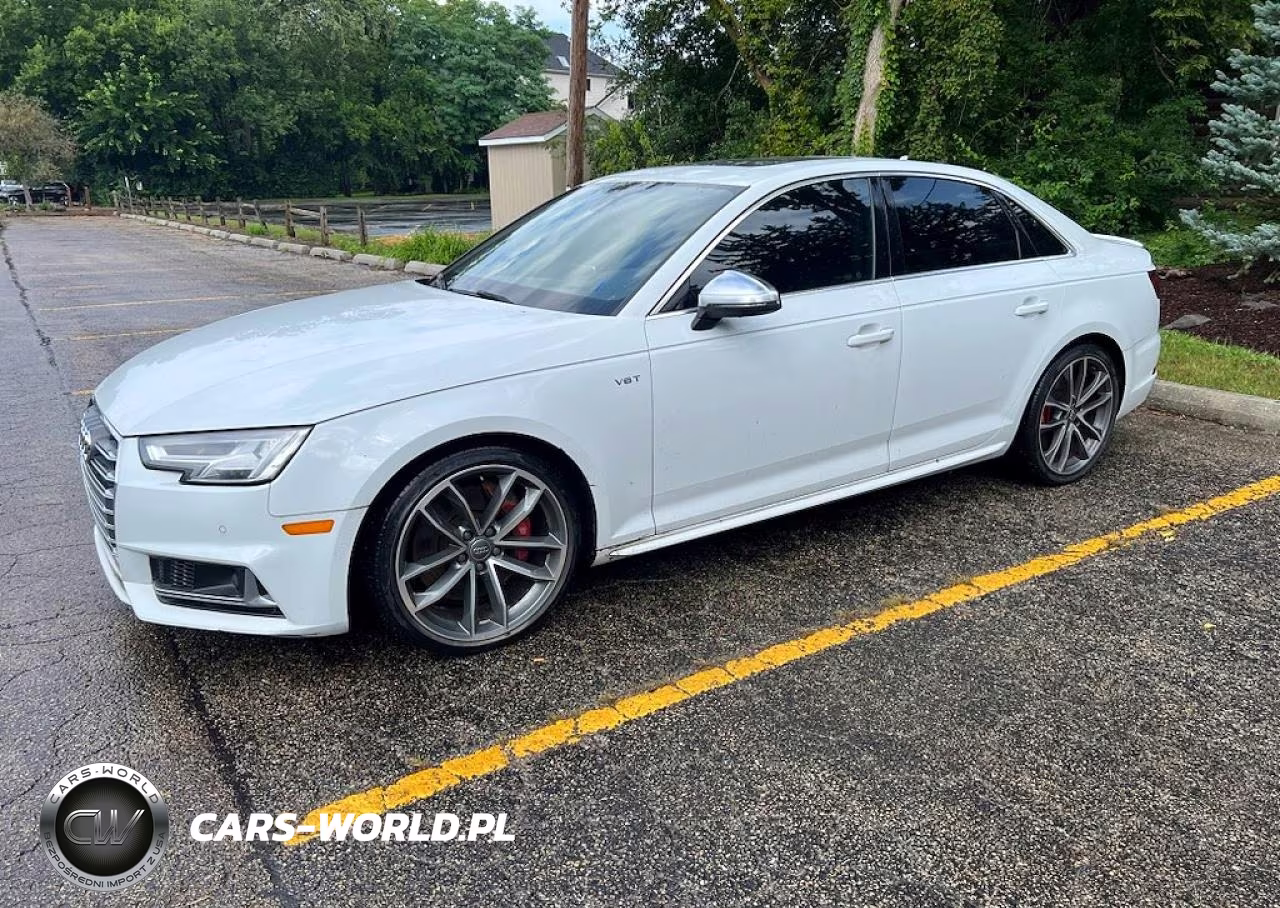 2018 Audi S4 Prestige VIN:WAUC4AF42JA002570 - 2
