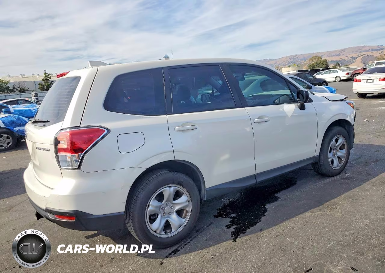 2018 Subaru Forester 2.5I VIN:JF2SJAAC2JH593272 - 3