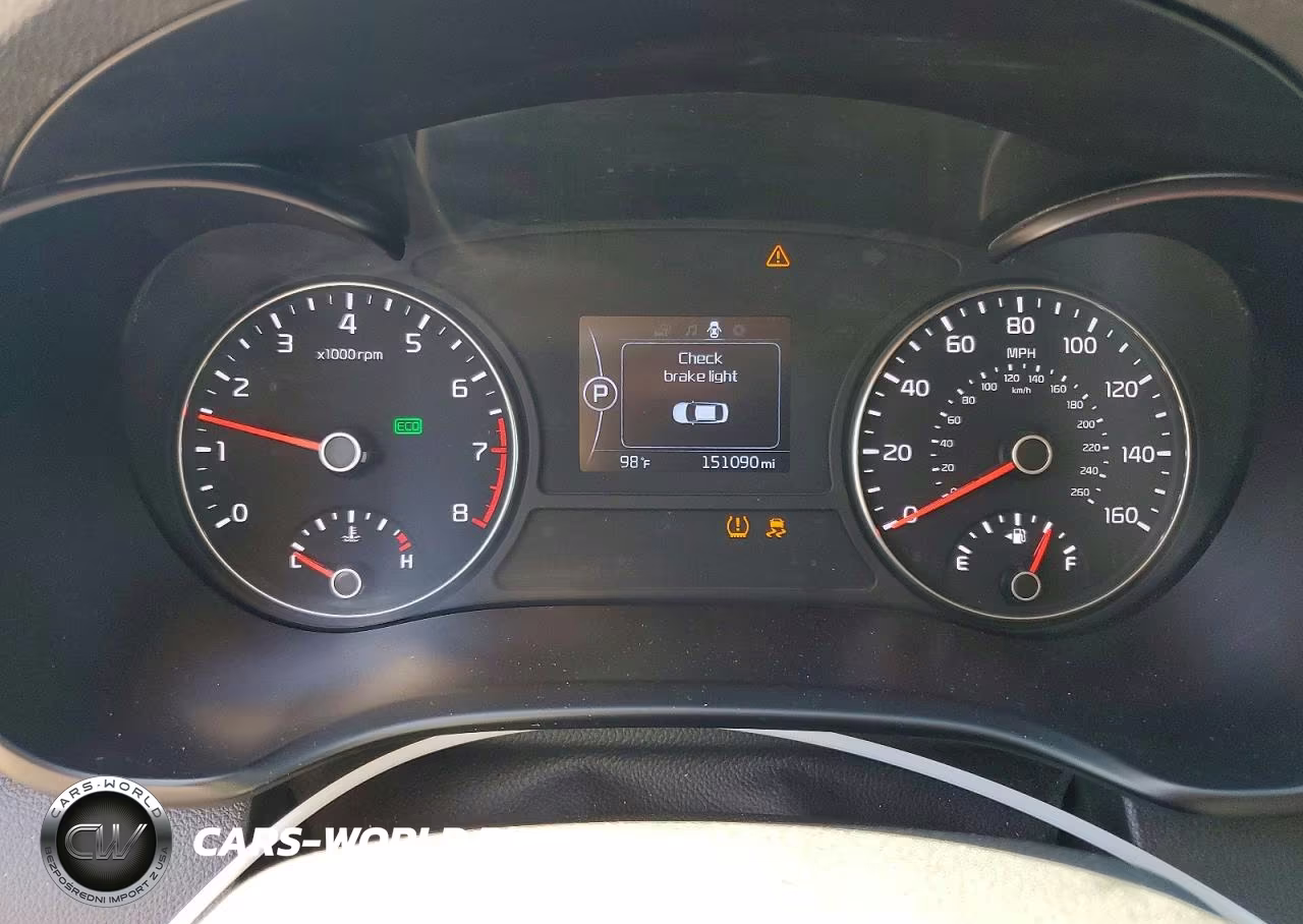 2018 Kia Optima Lx VIN:5XXGT4L30JG260384 - 9