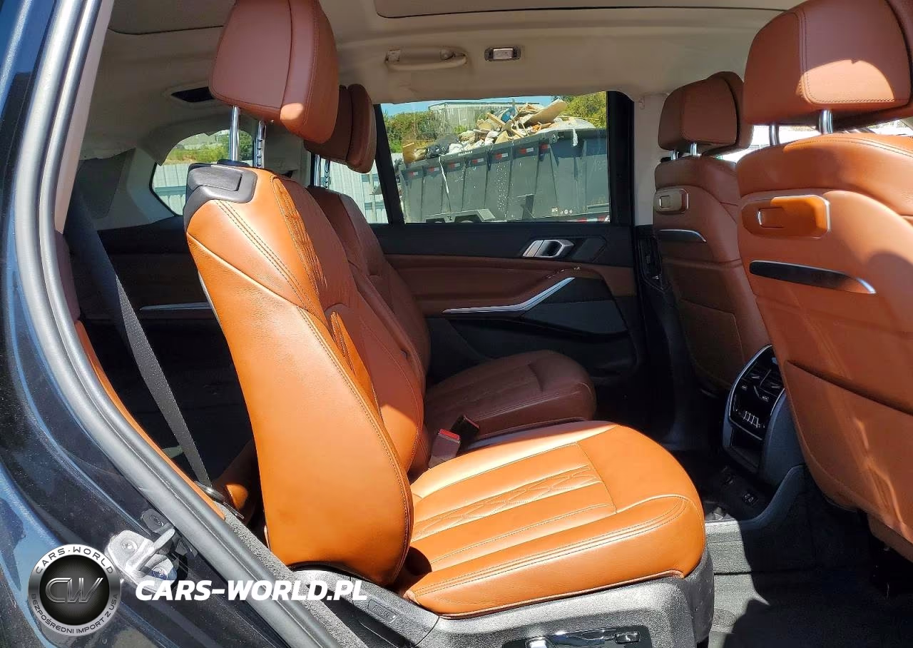 2023 BMW X7 xDrive40I VIN:5UX23EM05P9R60149 - 11
